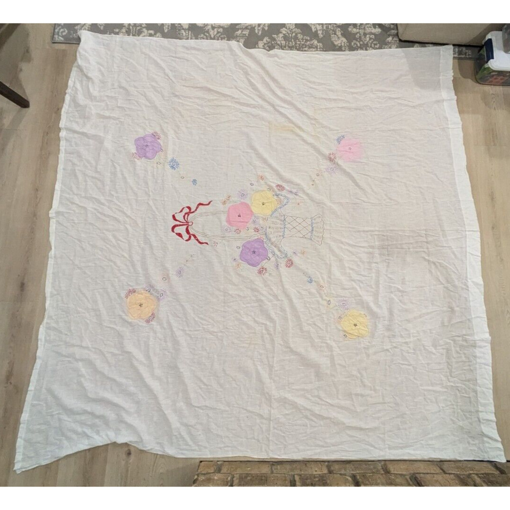 Tablecloth Hand Embroidered‎ Linen Mexican White Colorful Flower Vase Design
